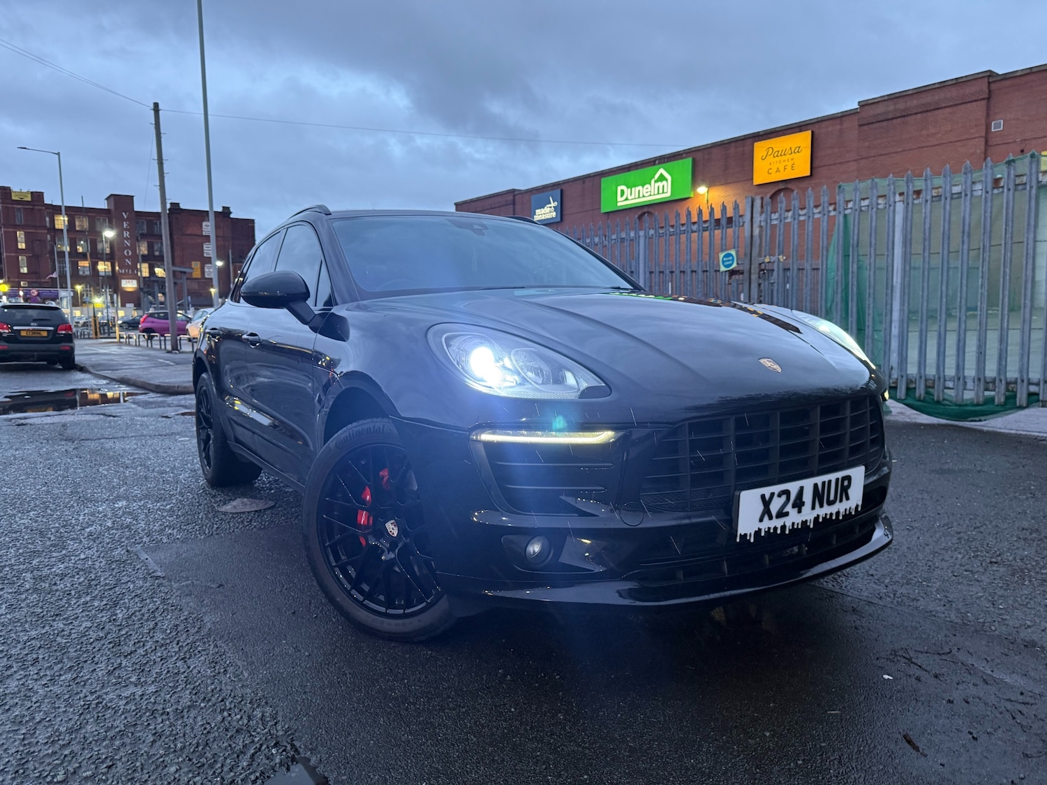Used Porsche Macan 2015 for sale - 77277093: Photo 2