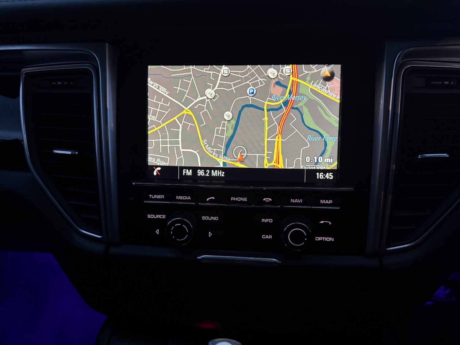 Used Porsche Macan 2015 for sale - 77277093: Photo 39