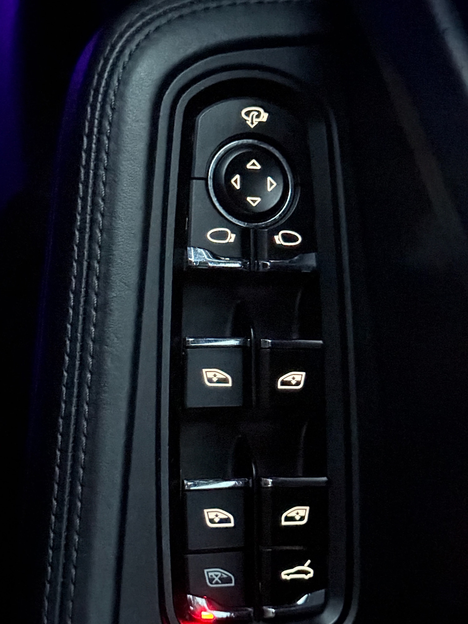 Used Porsche Macan 2015 for sale - 77277093: Photo 41