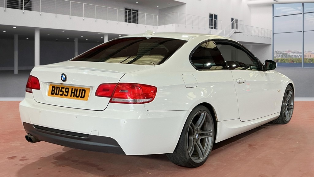 Used BMW 3 Series 2009 for sale - 77622229: Photo 5