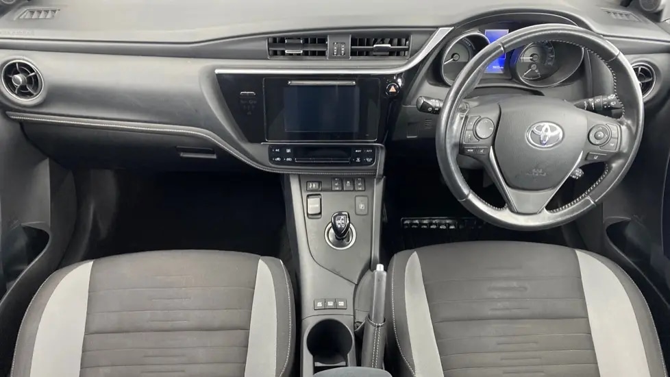 Used Toyota Auris 2017 for sale - 77272538: Photo 12