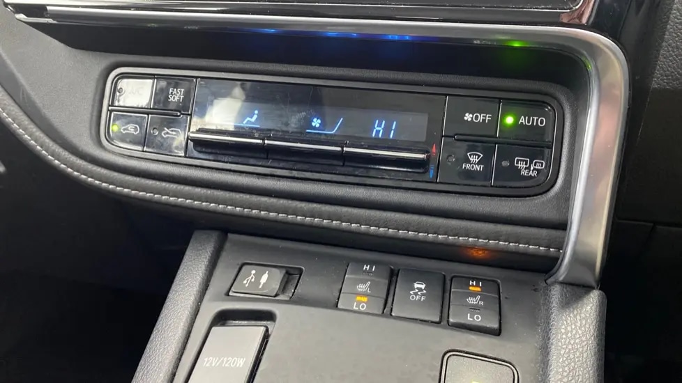 Used Toyota Auris 2017 for sale - 77272538: Photo 27