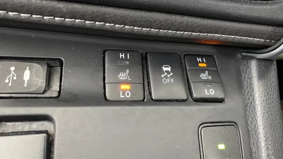 Used Toyota Auris 2017 for sale - 77272538: Photo 30