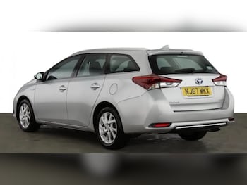 Used Toyota Auris 2017 for sale - 77272538: Photo
