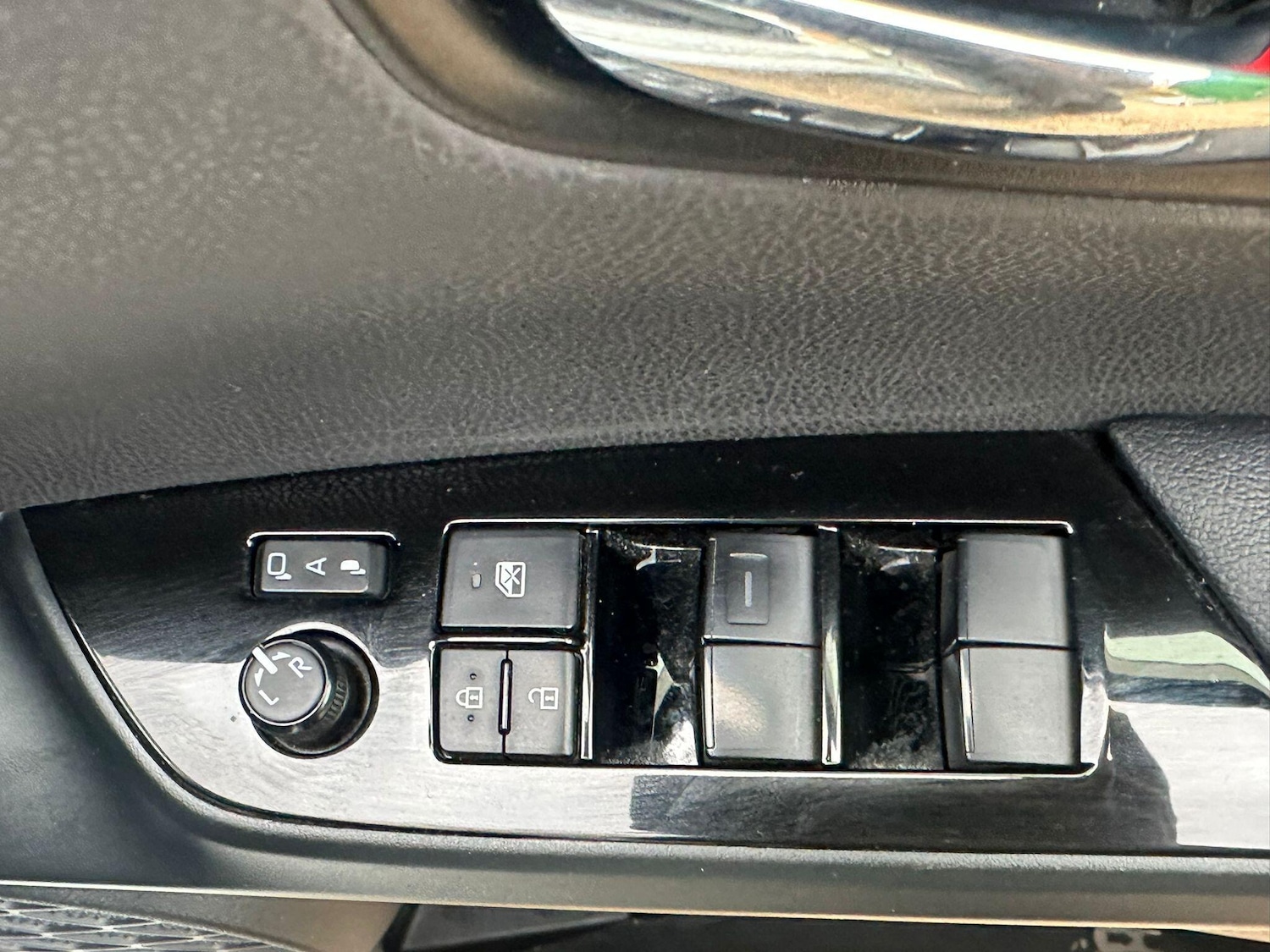 Used Toyota Prius 2025 for sale - 76522410: Photo 16