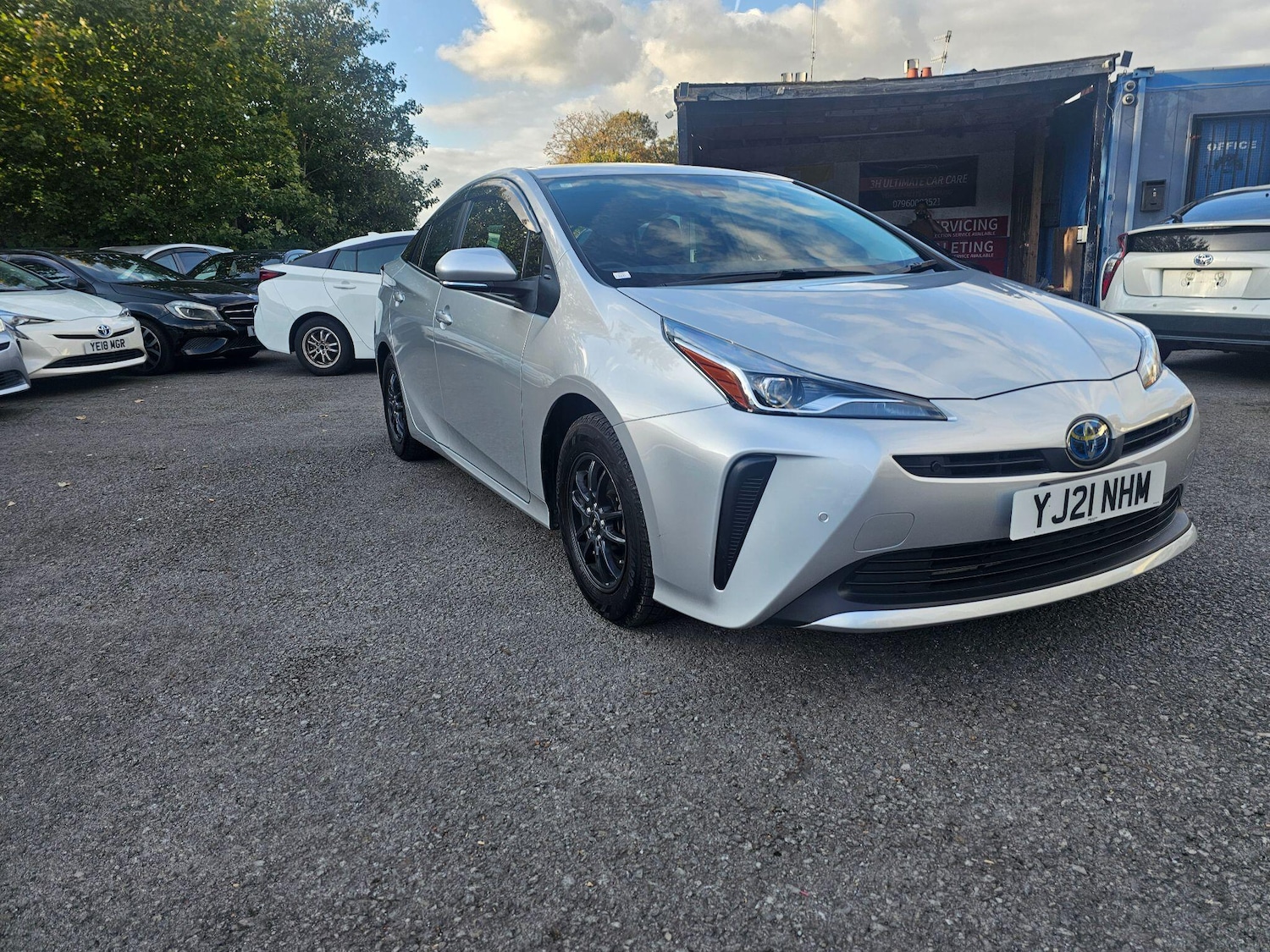 Used Toyota Prius for sale - 76476678: Photo 1