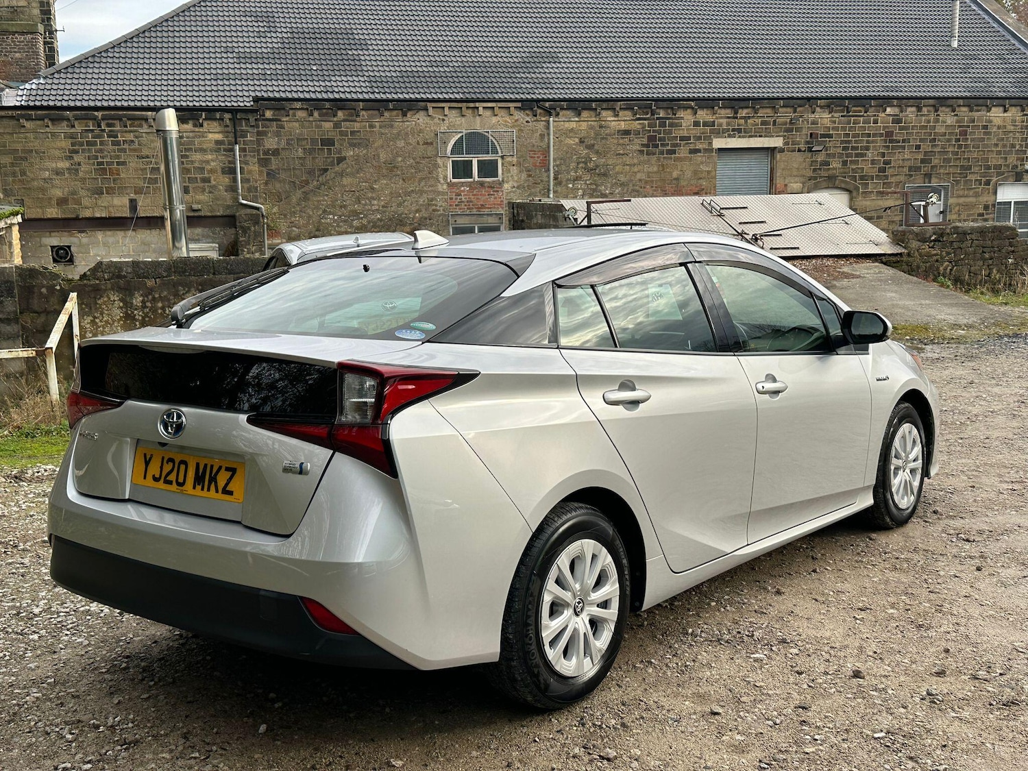 Used Toyota Prius 2025 for sale - 76562340: Photo 6