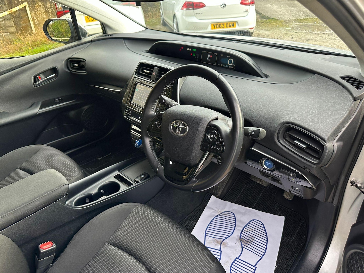 Used Toyota Prius 2025 for sale - 76562340: Photo 8