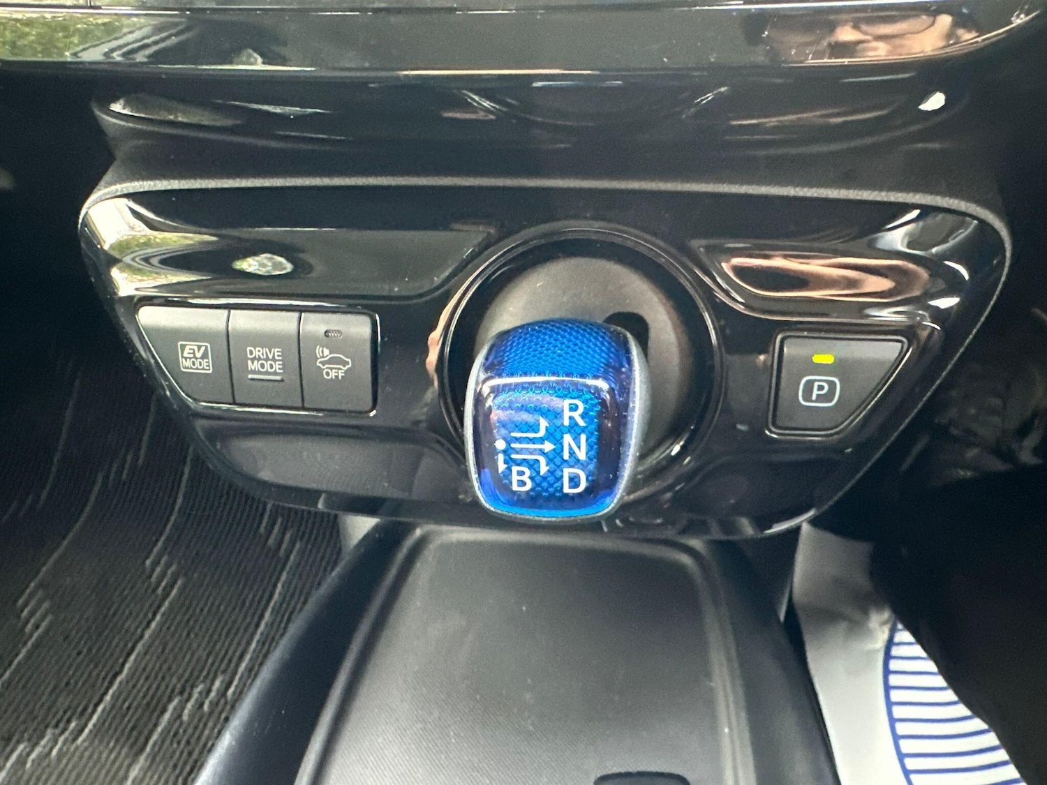 Used Toyota Prius 2025 for sale - 76562340: Photo 9