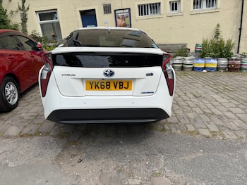 Used Toyota Prius undefined for sale - 79006184: Photo