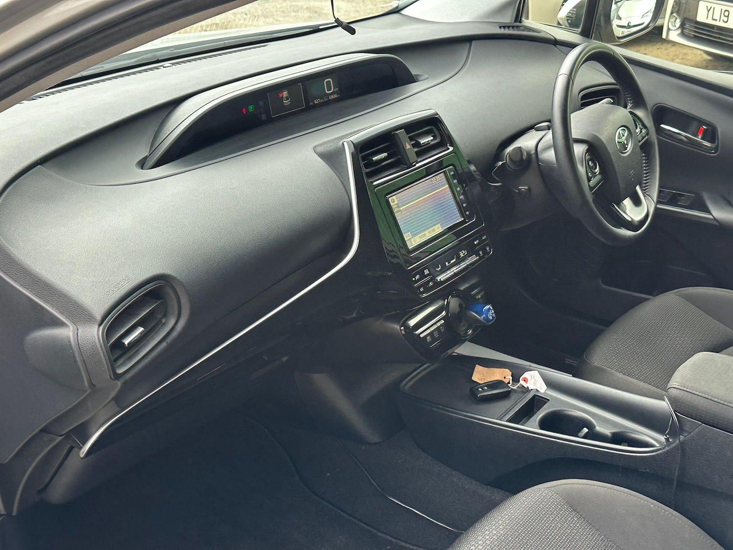 Used Toyota Prius 2025 for sale - 76521646: Photo 9