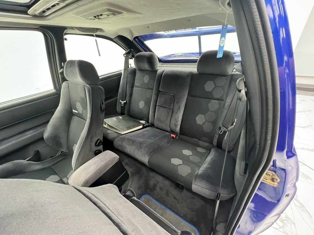 Used Ford Escort 1994 for sale - 76496794: Photo 16