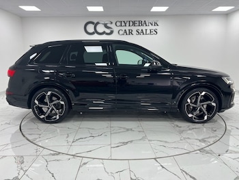 Used Audi Q7 2021 for sale - 76203331: Photo 2