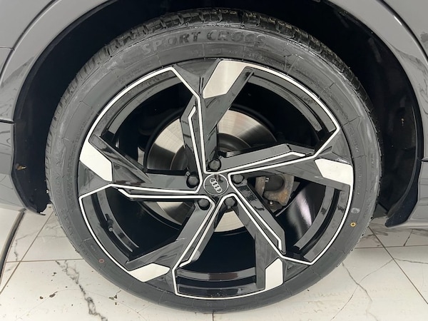 Used Audi Q7 2021 for sale - 76203331: Photo 44