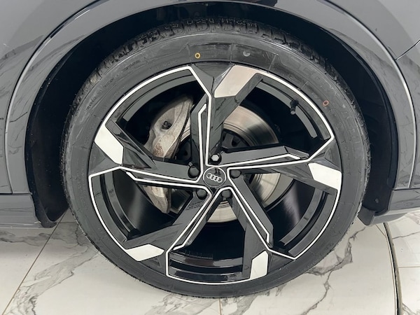 Used Audi Q7 2021 for sale - 76203331: Photo 45