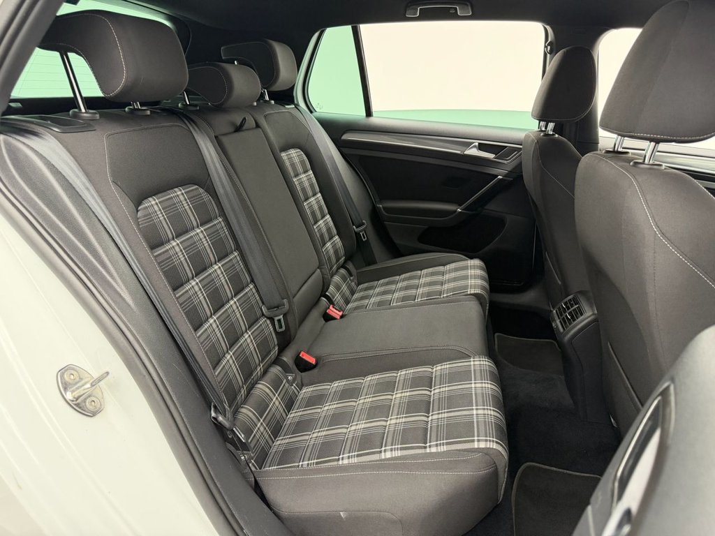 Used Volkswagen Golf 2019 for sale - 76396341: Photo 21