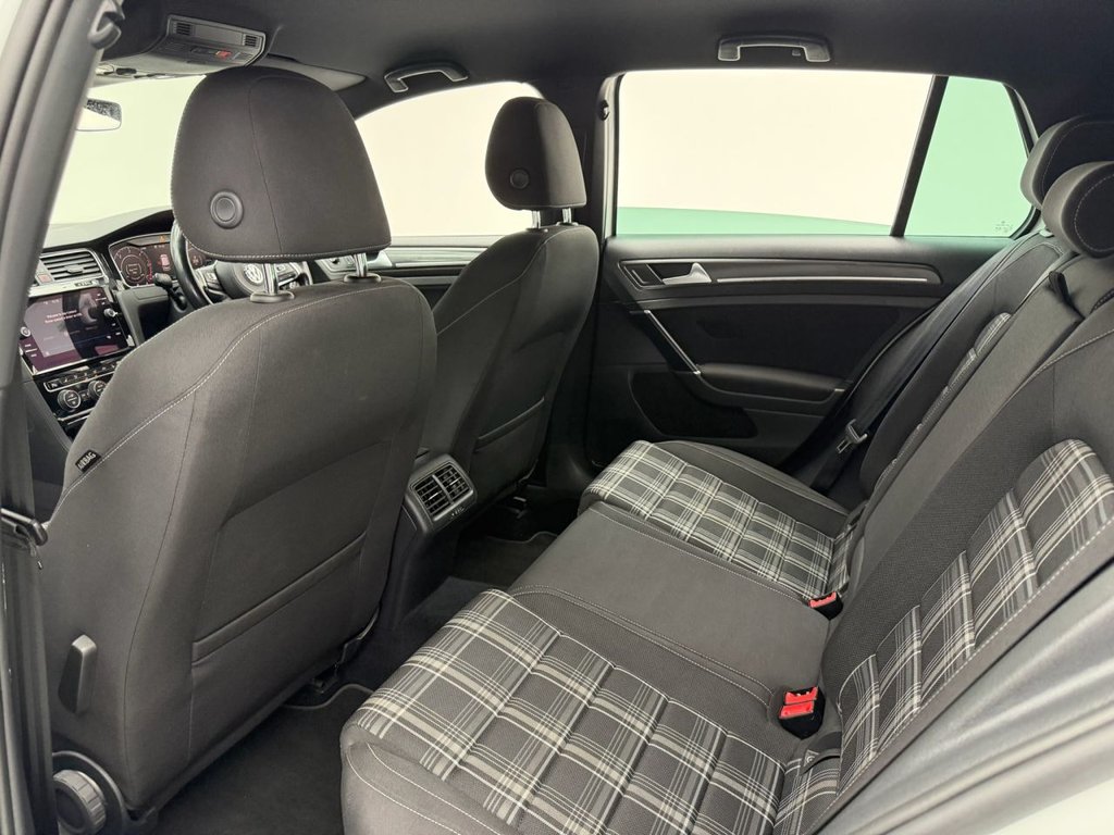 Used Volkswagen Golf 2019 for sale - 76396341: Photo 31