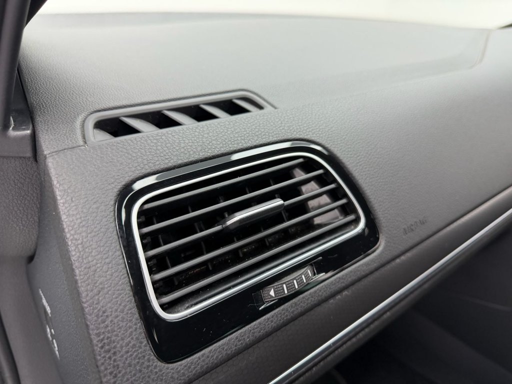 Used Volkswagen Golf 2019 for sale - 76396341: Photo 35