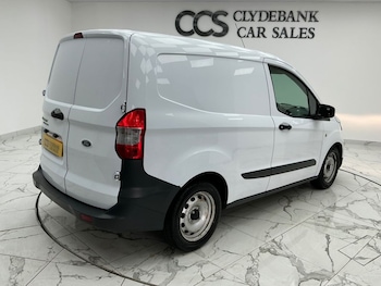 Used Ford Transit Courier 2021 for sale - 78557540: Photo