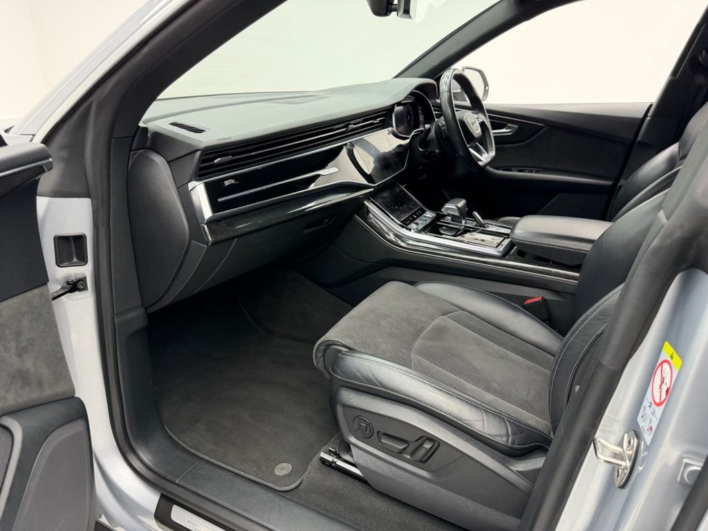 Used Audi Q8 2018 for sale - 76267336: Photo 22