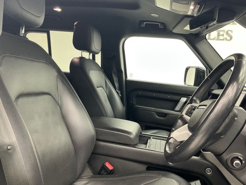 Used Land Rover Defender 2022 for sale - 78044893: Photo 13