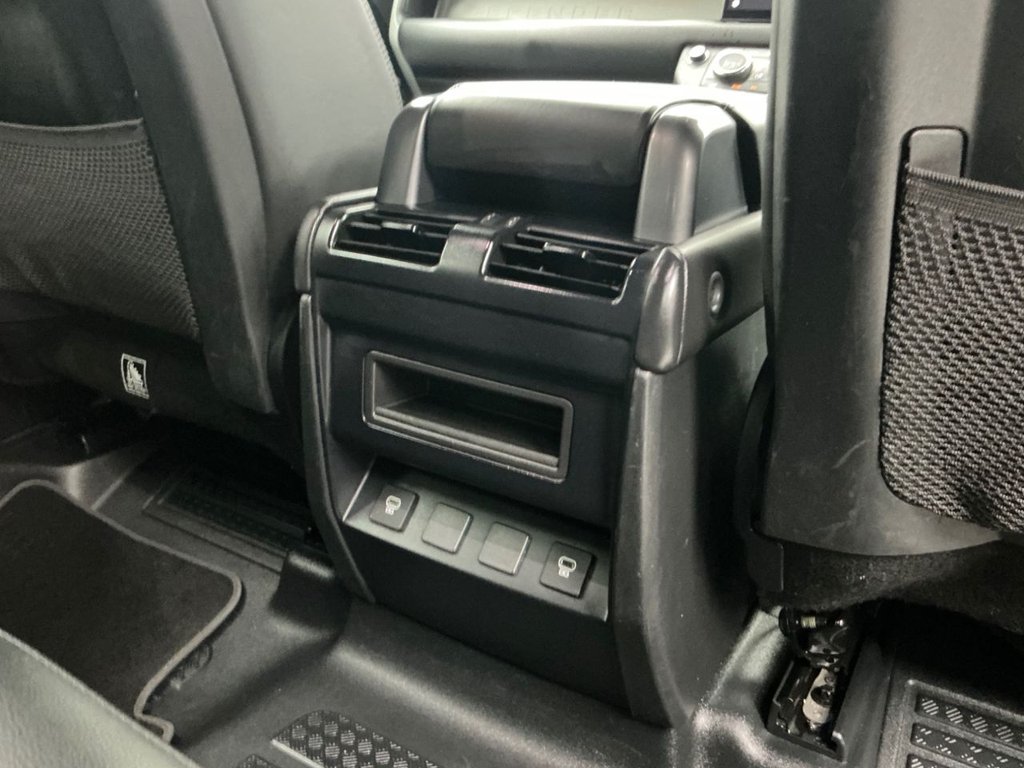 Used Land Rover Defender 2022 for sale - 78044893: Photo 22