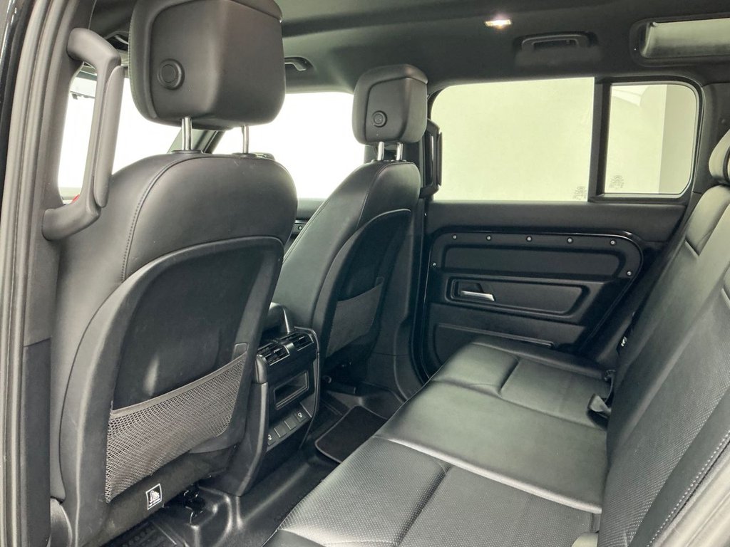 Used Land Rover Defender 2022 for sale - 78044893: Photo 25