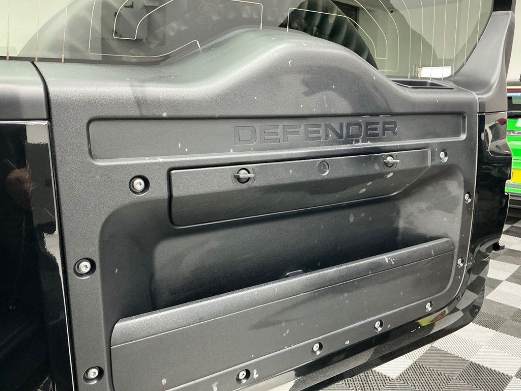 Used Land Rover Defender 2022 for sale - 78044893: Photo 28