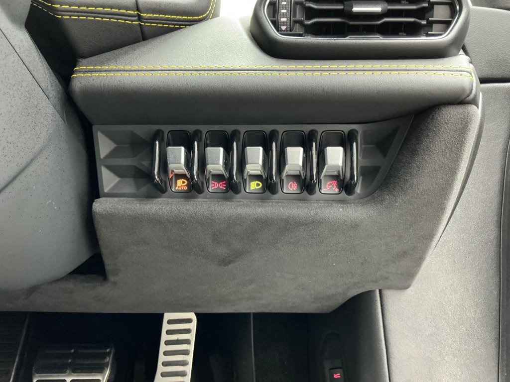 Used Lamborghini Huracan 2017 for sale - 77560535: Photo 17