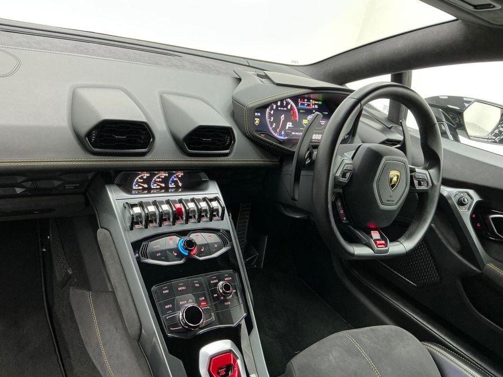 Used Lamborghini Huracan 2017 for sale - 77560535: Photo 23