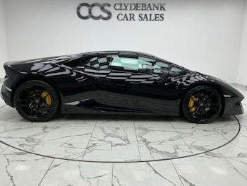 Used Lamborghini Huracan 2017 for sale - 77560535: Photo