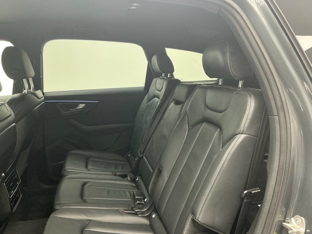 Used Audi Q7 2022 for sale - 77213003: Photo 35