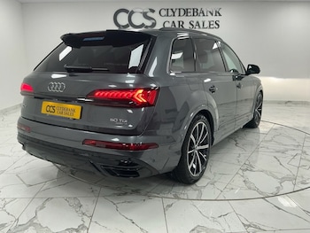Used Audi Q7 2022 for sale - 77213003: Photo