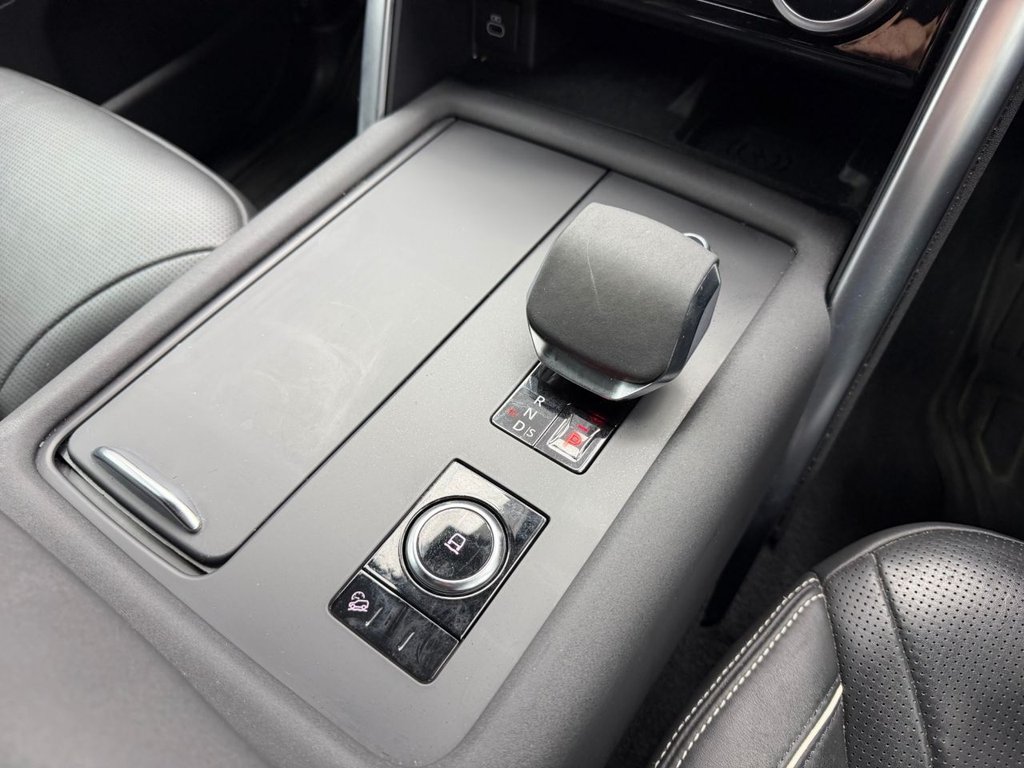 Used Land Rover Discovery 2023 for sale - 77038451: Photo 15