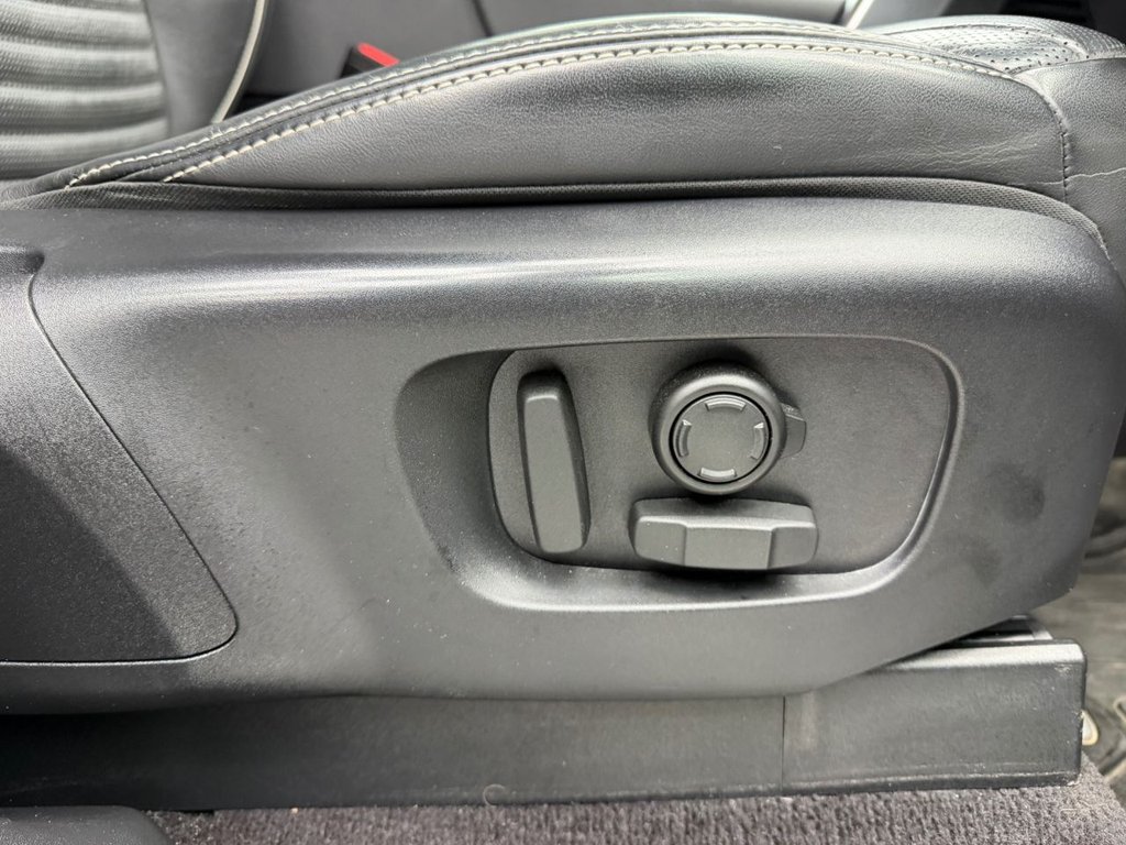 Used Land Rover Discovery 2023 for sale - 77038451: Photo 20