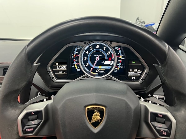 Used Lamborghini Aventador 2015 for sale - 76147752: Photo 20