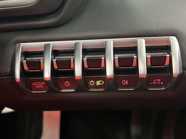 Used Lamborghini Aventador 2015 for sale - 76147752: Photo 37