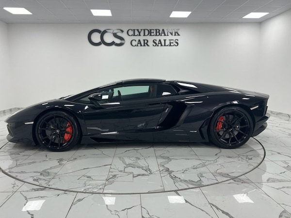 Used Lamborghini Aventador 2015 for sale - 76147752: Photo 47