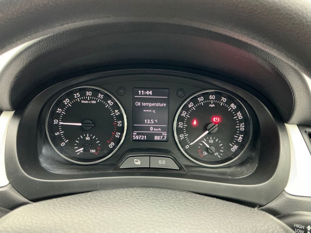 Used Skoda Rapid 2015 for sale - 77422704: Photo 10