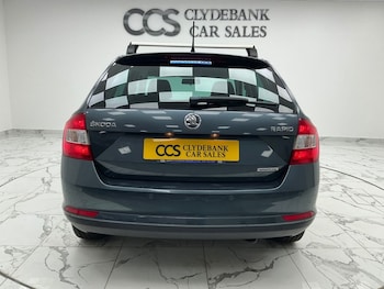 Used Skoda Rapid 2015 for sale - 77422704: Photo