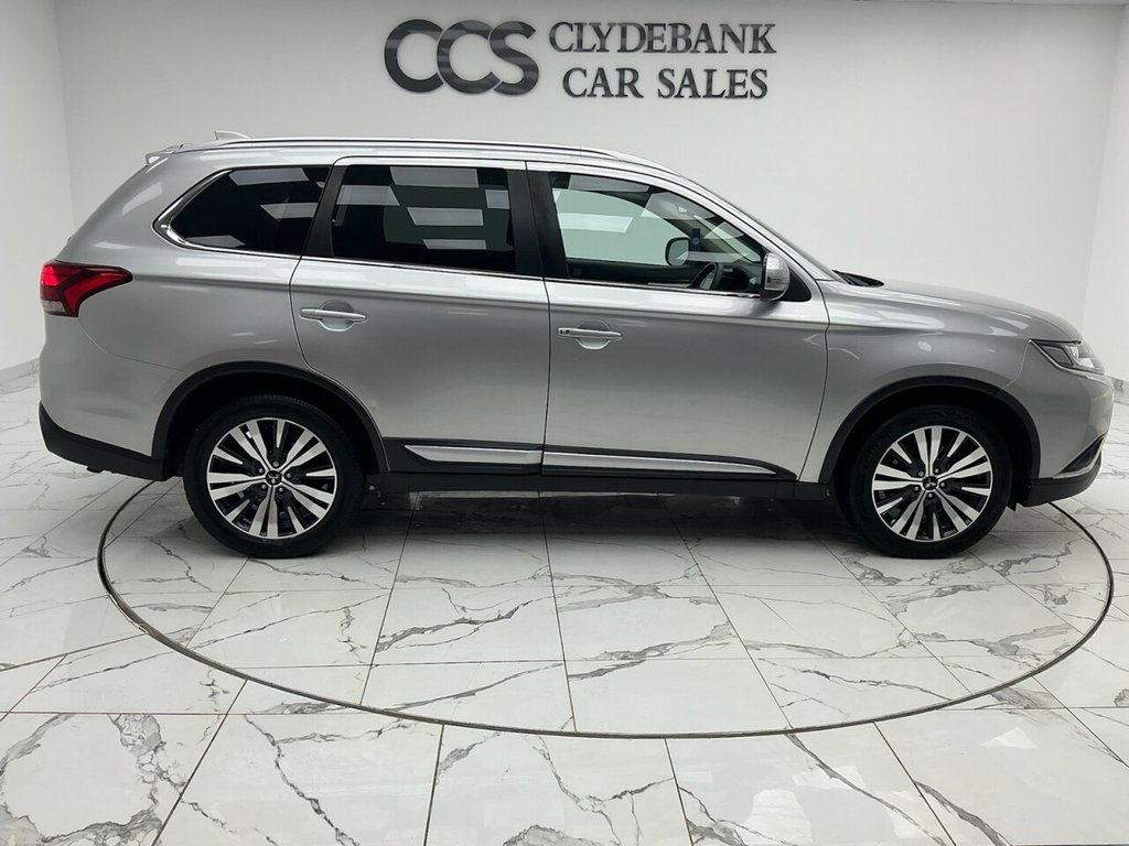 Used Mitsubishi Outlander 2020 for sale - 77436521: Photo 2