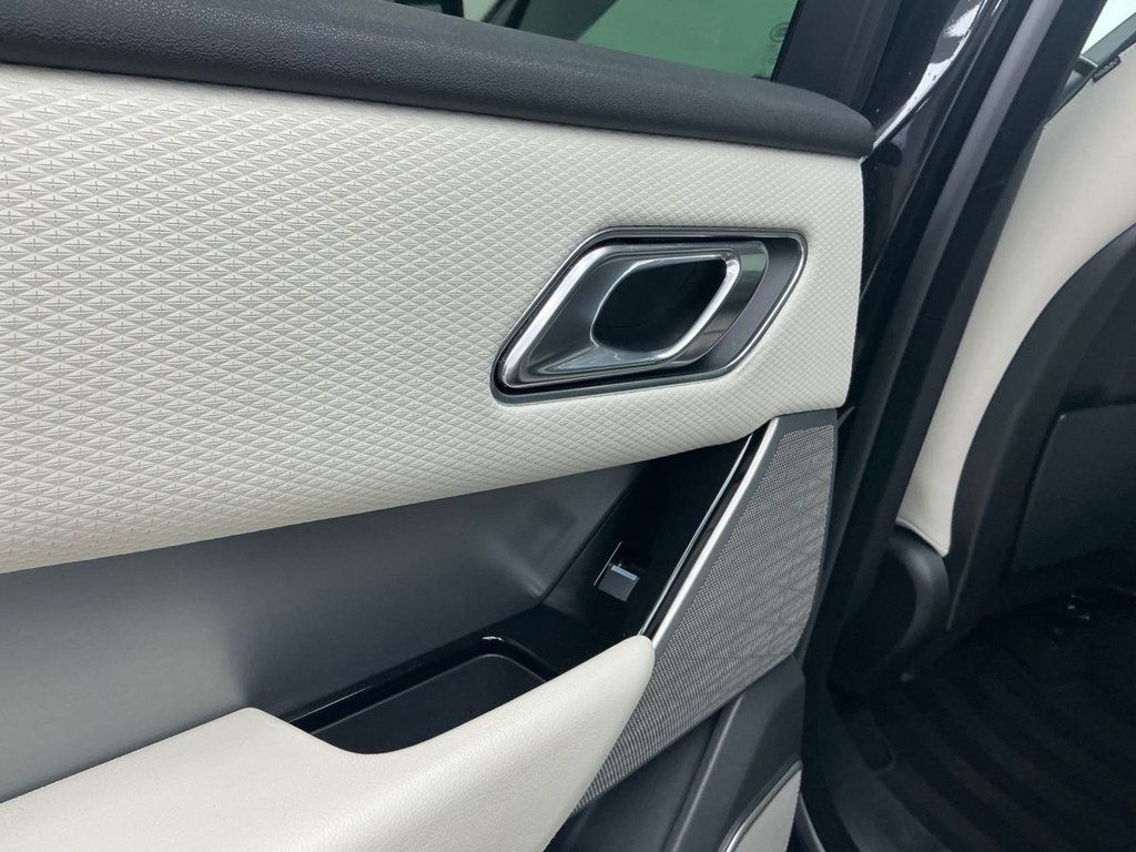 Used Land Rover Range Rover Velar 2017 for sale - 77693058: Photo 33