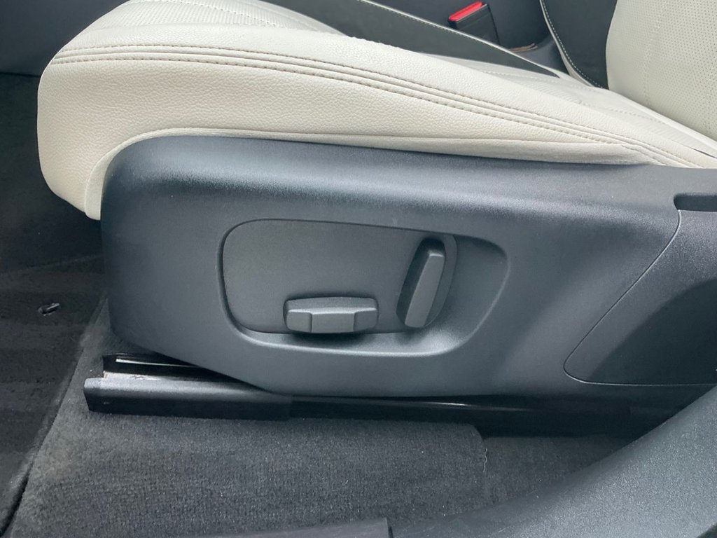 Used Land Rover Range Rover Velar 2017 for sale - 77693058: Photo 38