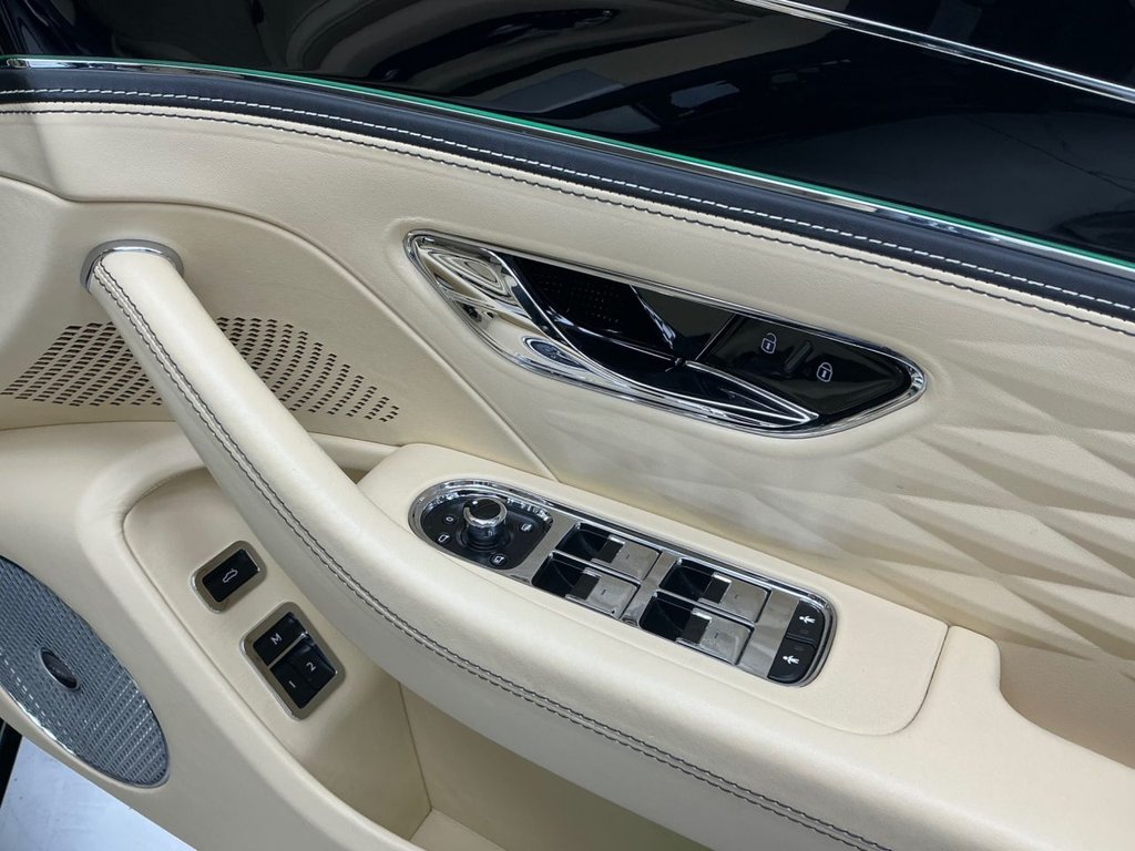 Used Bentley Flying Spur 2021 for sale - 78201023: Photo 18