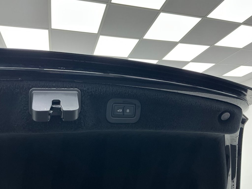 Used Bentley Flying Spur 2021 for sale - 78201023: Photo 28