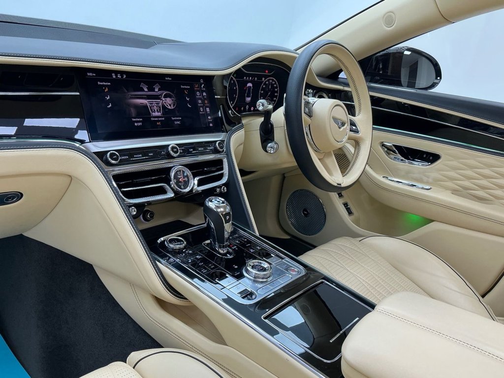 Used Bentley Flying Spur 2021 for sale - 78201023: Photo 32