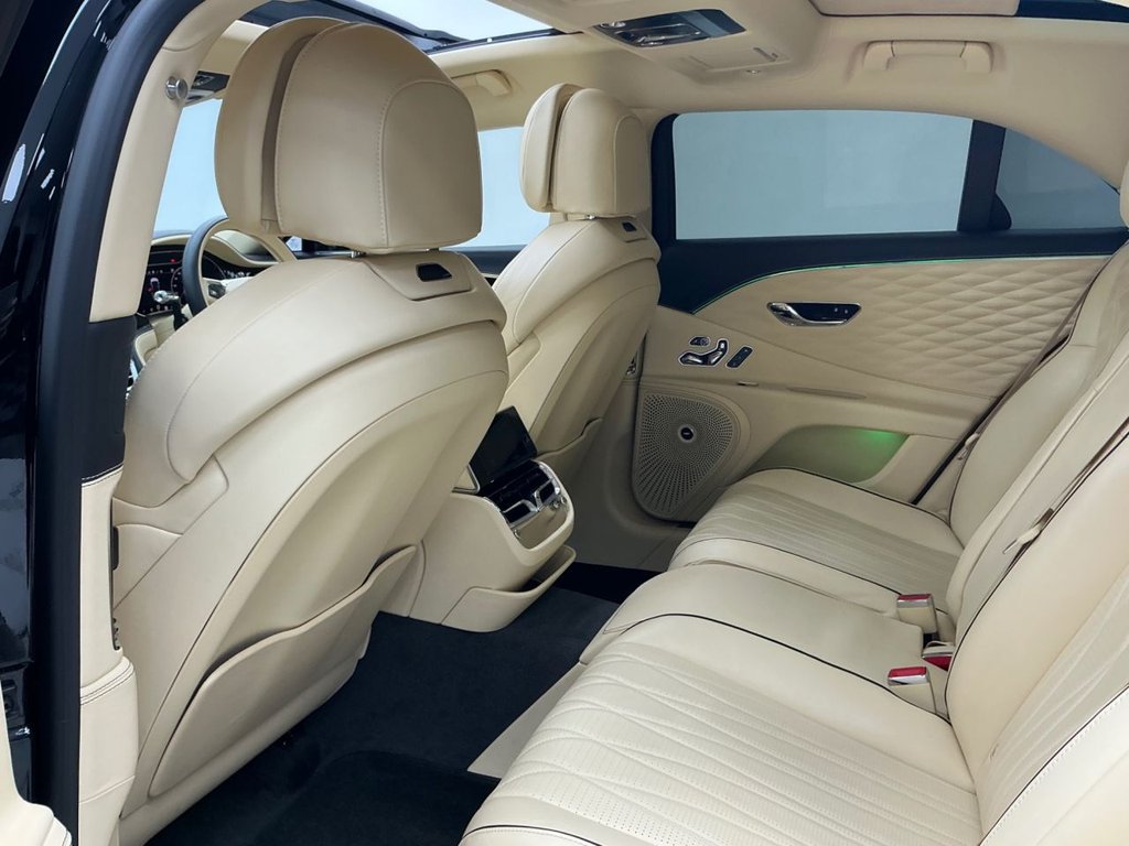 Used Bentley Flying Spur 2021 for sale - 78201023: Photo 36