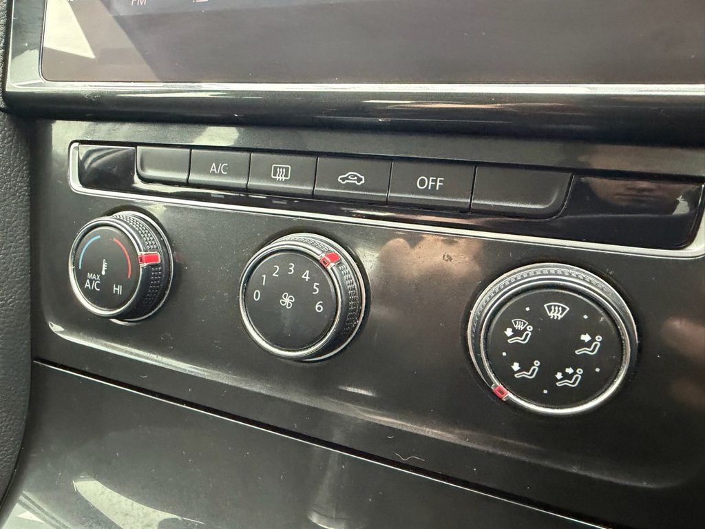 Used Volkswagen Golf 2018 for sale - 76962406: Photo 16