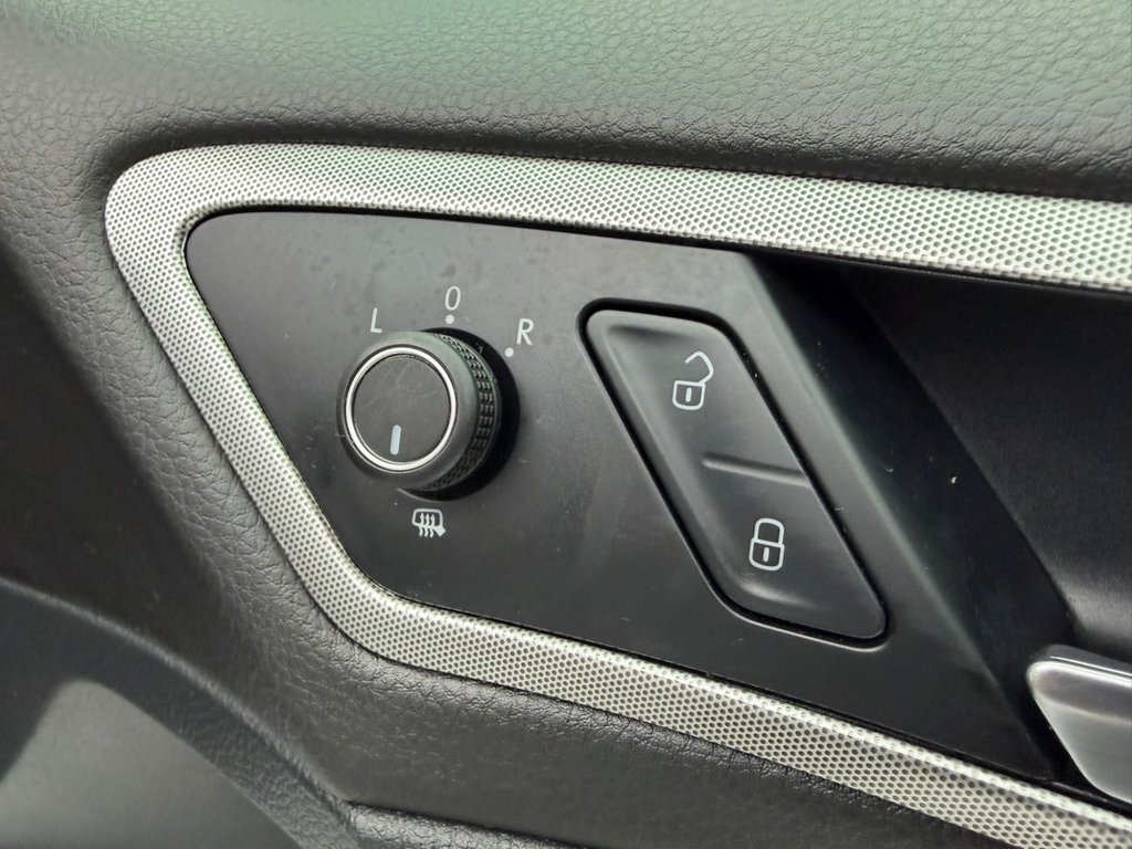 Used Volkswagen Golf 2018 for sale - 76962406: Photo 17