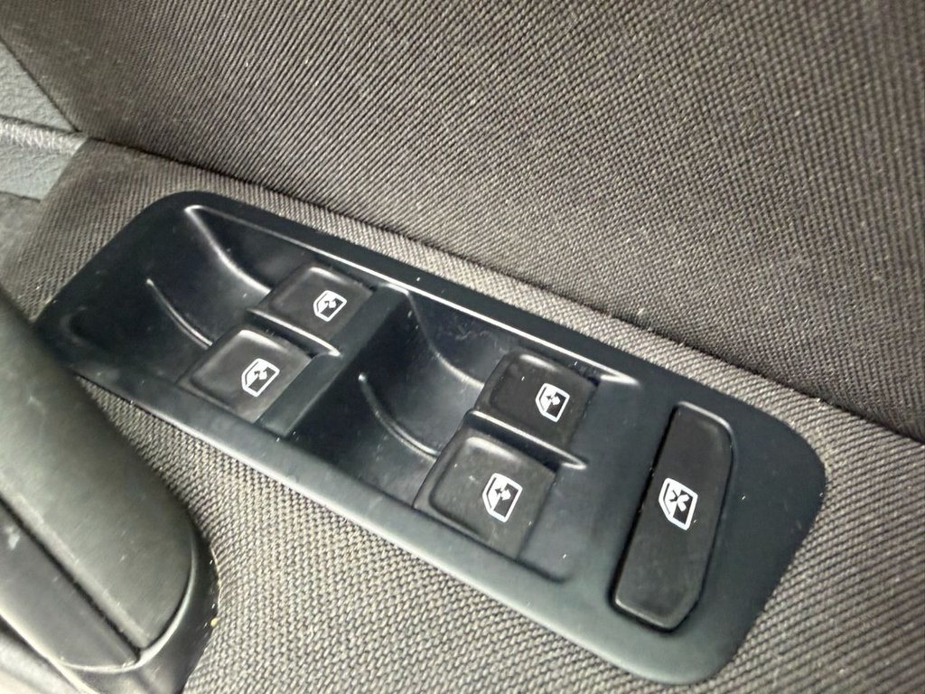 Used Volkswagen Golf 2018 for sale - 76962406: Photo 18